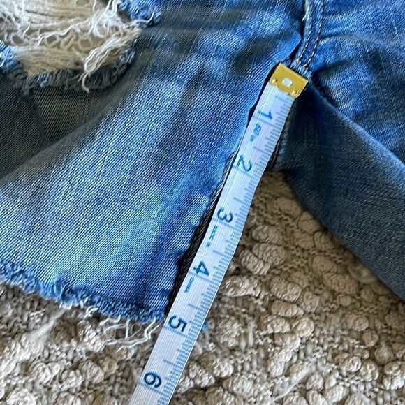 American Eagle‎ Denim Shorts. Size 2 Midi Stretch - Picture 6 of 7